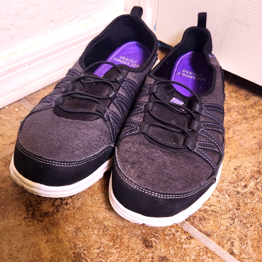 Fila Women’s Gray Black Sneaker Slip On Shoes Round Toe Size 11